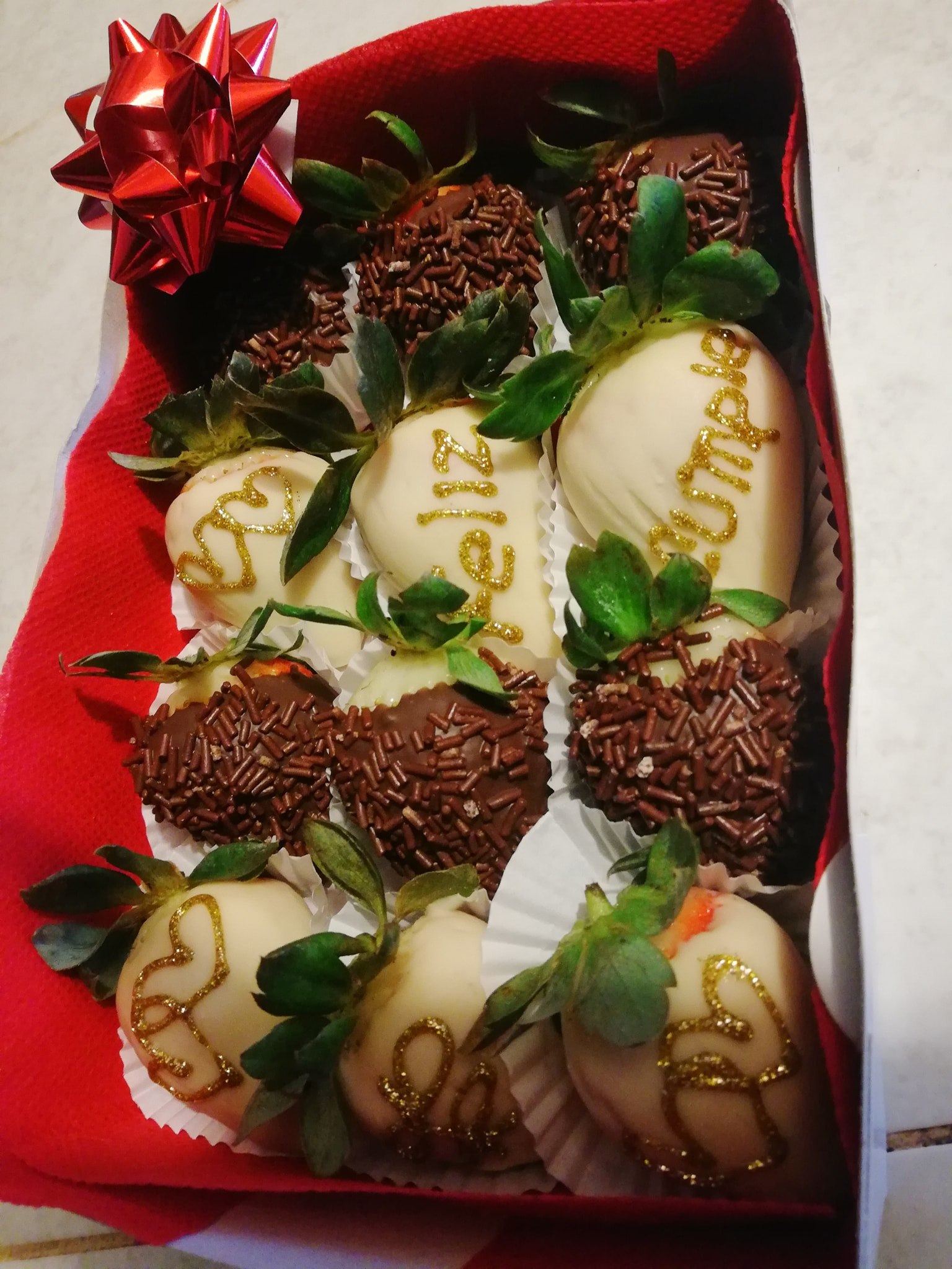Arreglo frutal Fresas con chocolate devorame