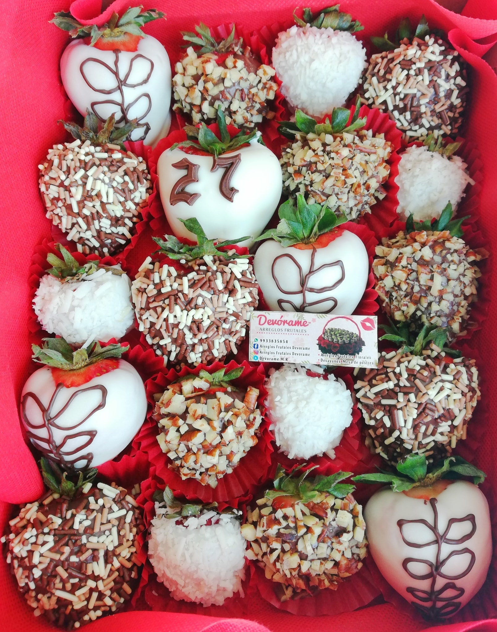 Arreglo frutal Fresas con chocolate devorame