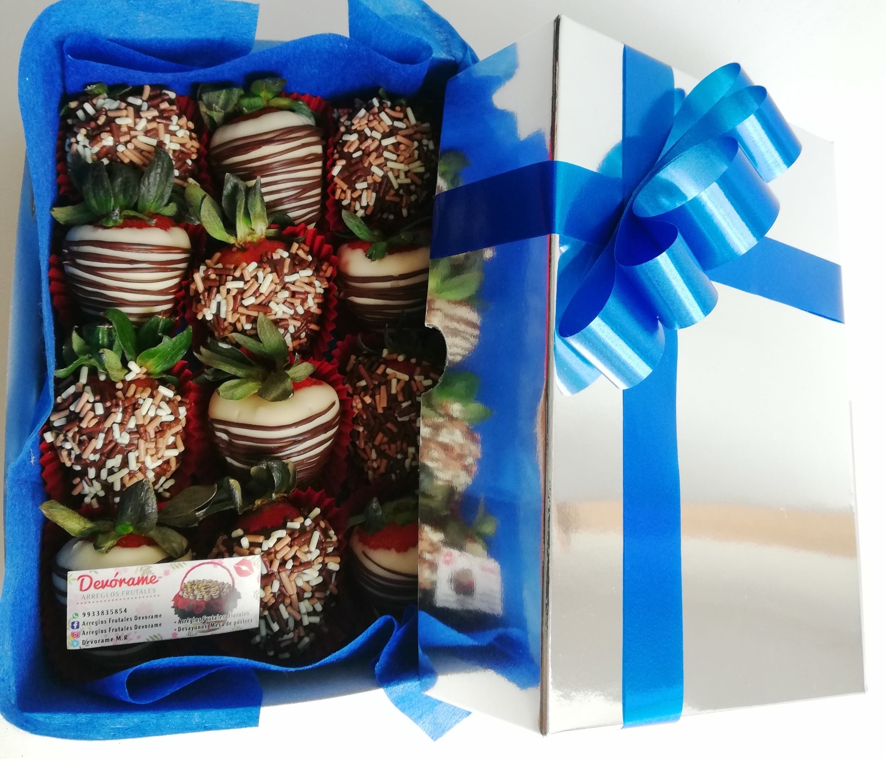 Arreglo frutal Fresas con chocolate devorame