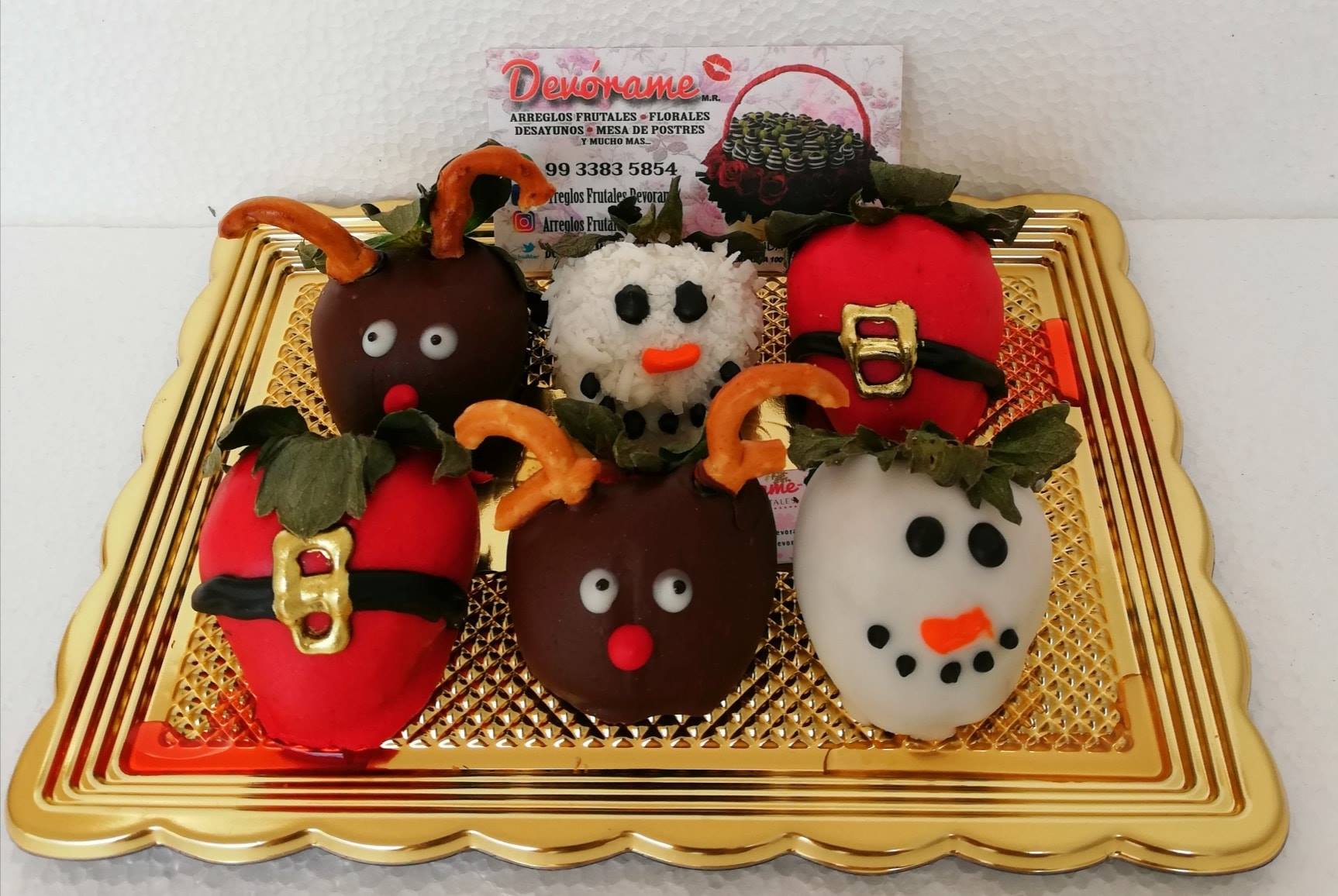 Arreglo frutal Fresas navideñas. devorame
