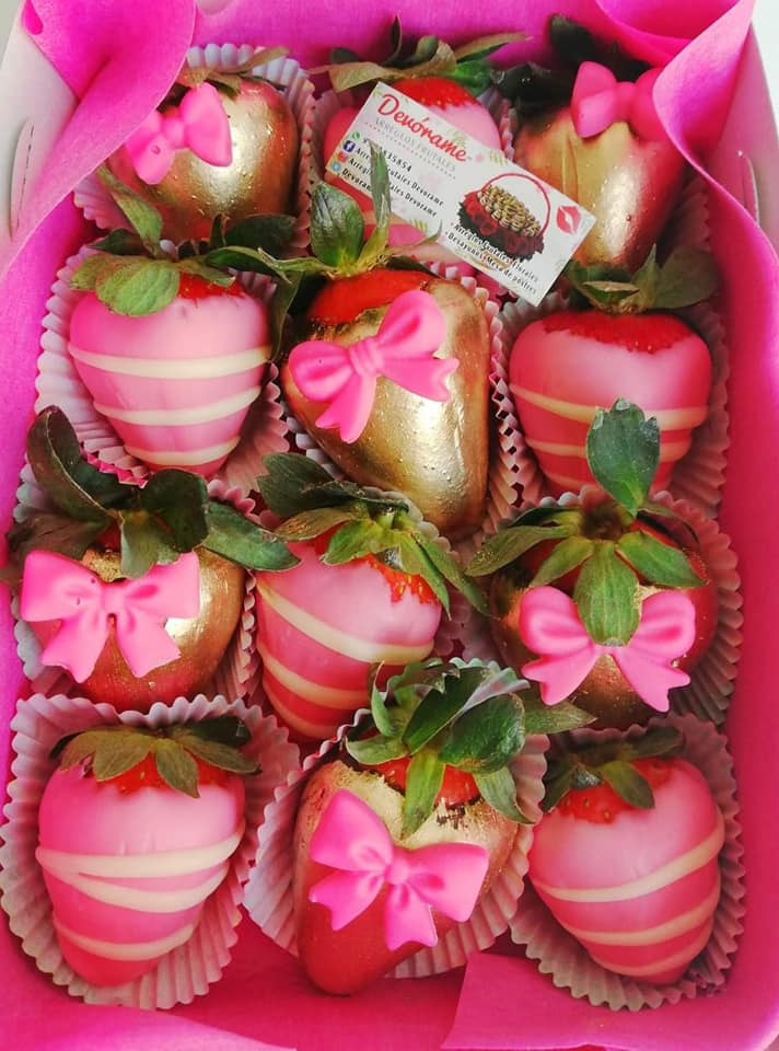 Arreglo frutal Fresas con chocolate devorame