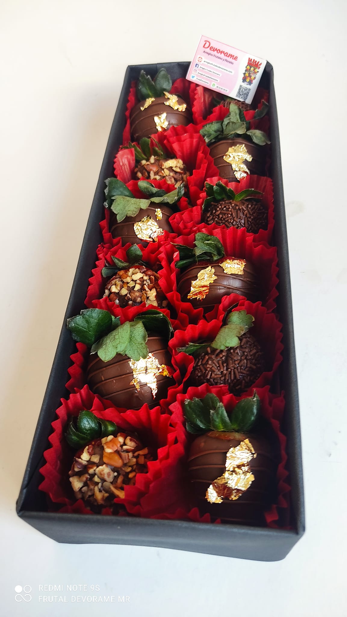 Arreglo frutal Fresas con chocolate devorame