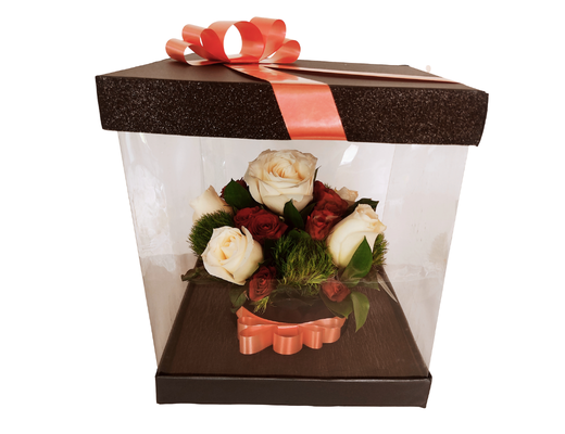 Arreglo frutal Caj-42 Lo puedes pedir con el color de flores que te gustes. devorame
