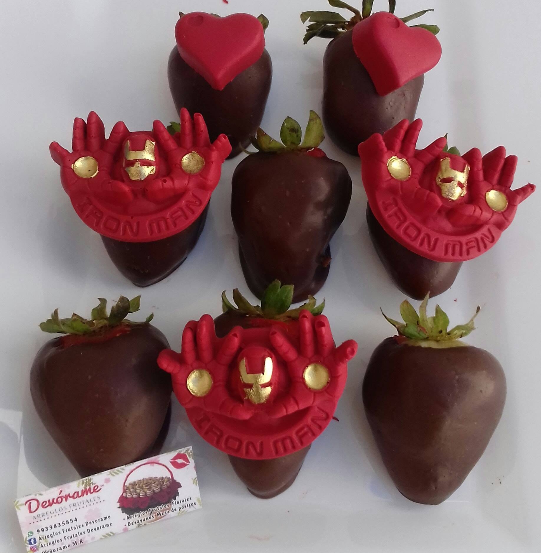 Arreglo frutal Fresa Iron Man devorame