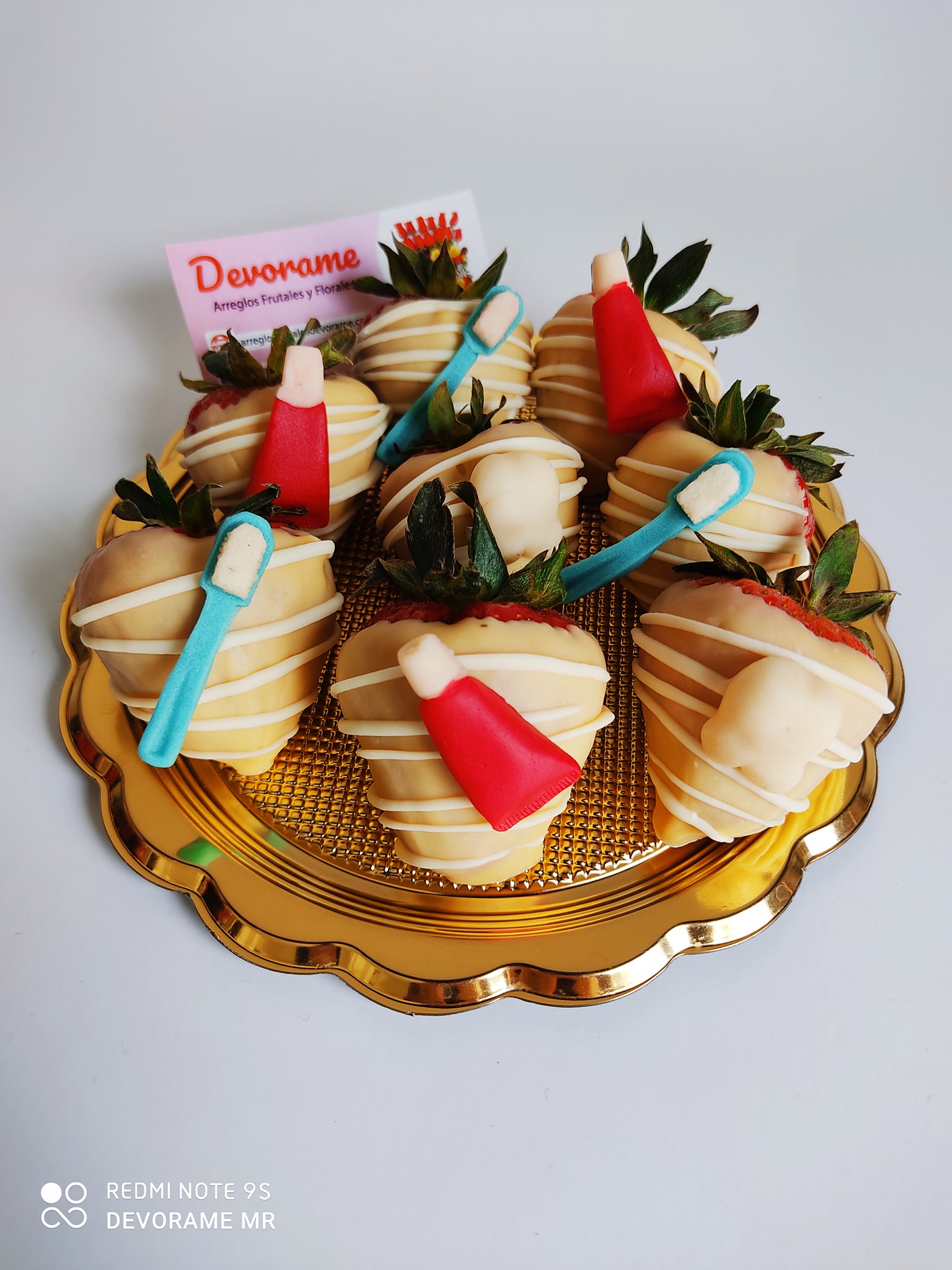 Arreglo frutal Decoracion dentista. devorame